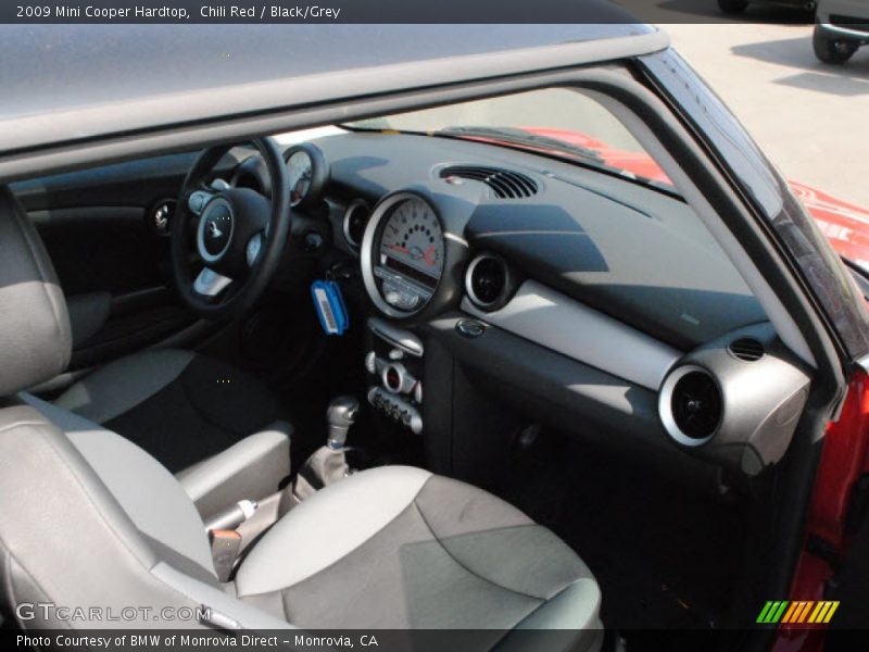 Chili Red / Black/Grey 2009 Mini Cooper Hardtop