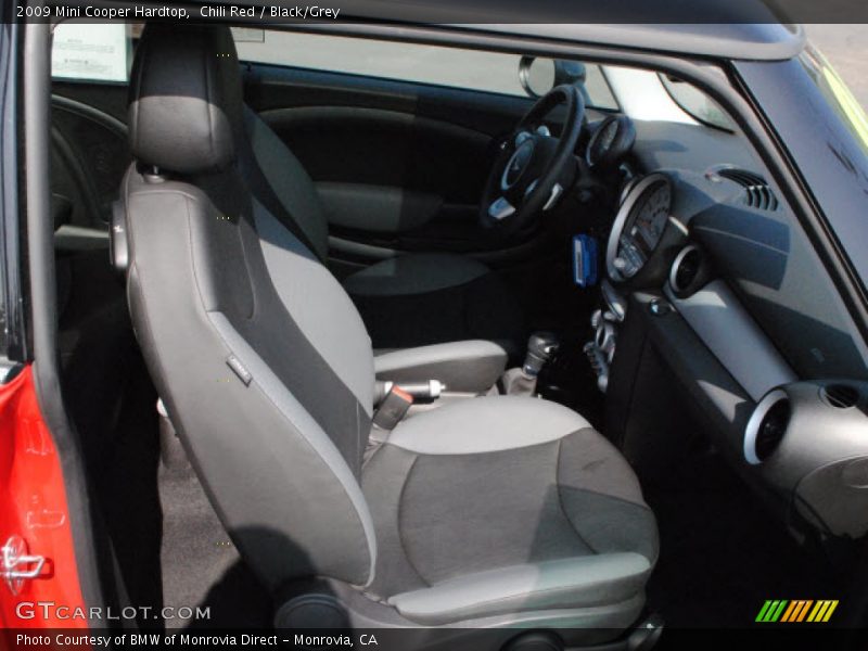 Chili Red / Black/Grey 2009 Mini Cooper Hardtop