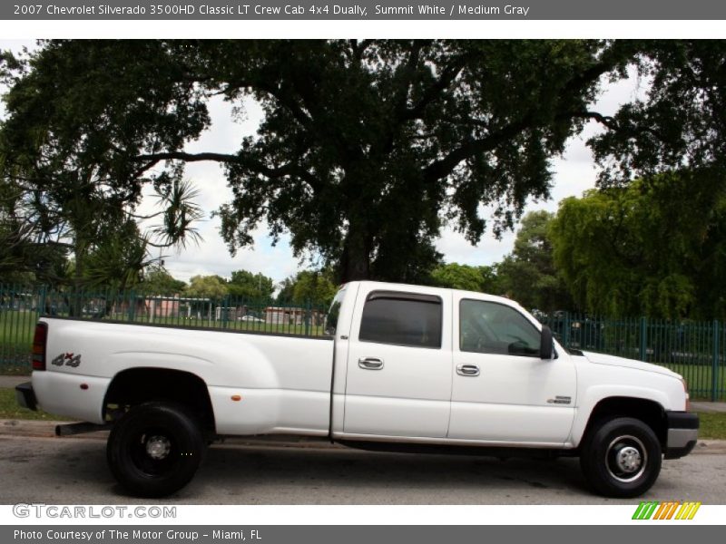 Summit White / Medium Gray 2007 Chevrolet Silverado 3500HD Classic LT Crew Cab 4x4 Dually