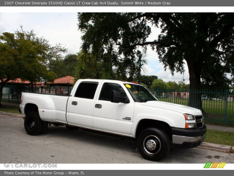 Summit White / Medium Gray 2007 Chevrolet Silverado 3500HD Classic LT Crew Cab 4x4 Dually