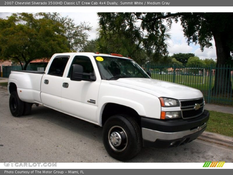 Summit White / Medium Gray 2007 Chevrolet Silverado 3500HD Classic LT Crew Cab 4x4 Dually