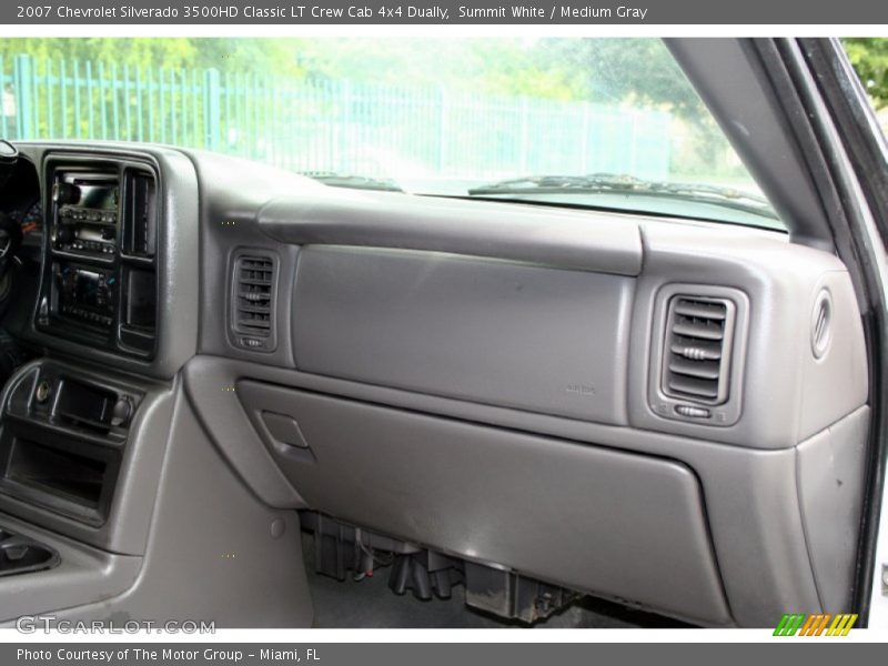 Summit White / Medium Gray 2007 Chevrolet Silverado 3500HD Classic LT Crew Cab 4x4 Dually
