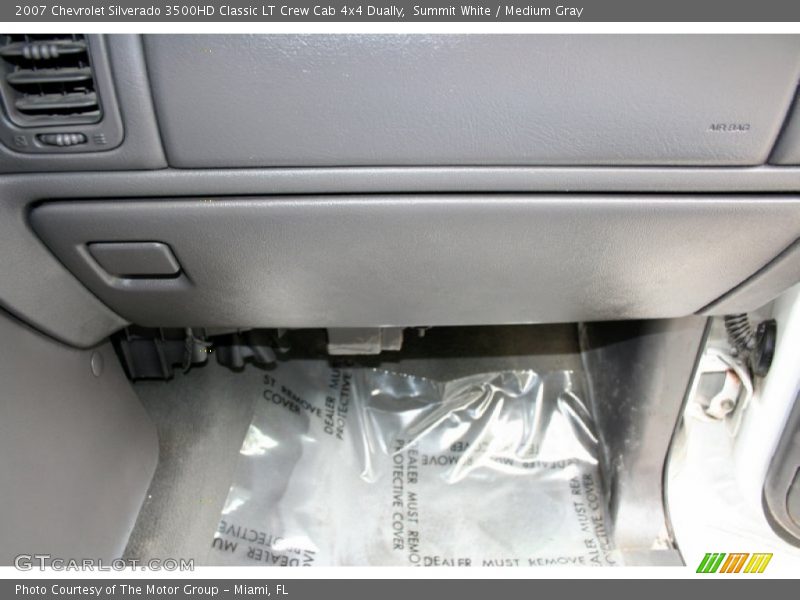 Summit White / Medium Gray 2007 Chevrolet Silverado 3500HD Classic LT Crew Cab 4x4 Dually