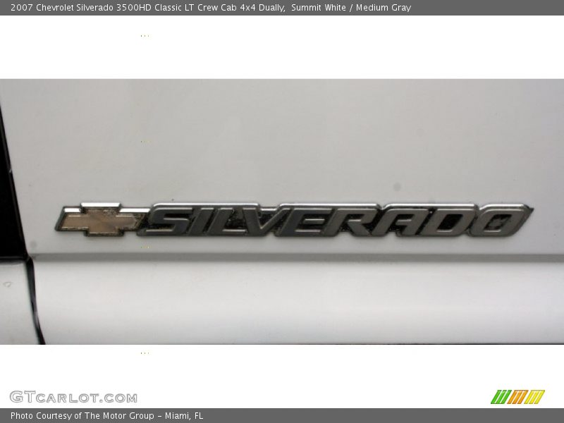 Summit White / Medium Gray 2007 Chevrolet Silverado 3500HD Classic LT Crew Cab 4x4 Dually