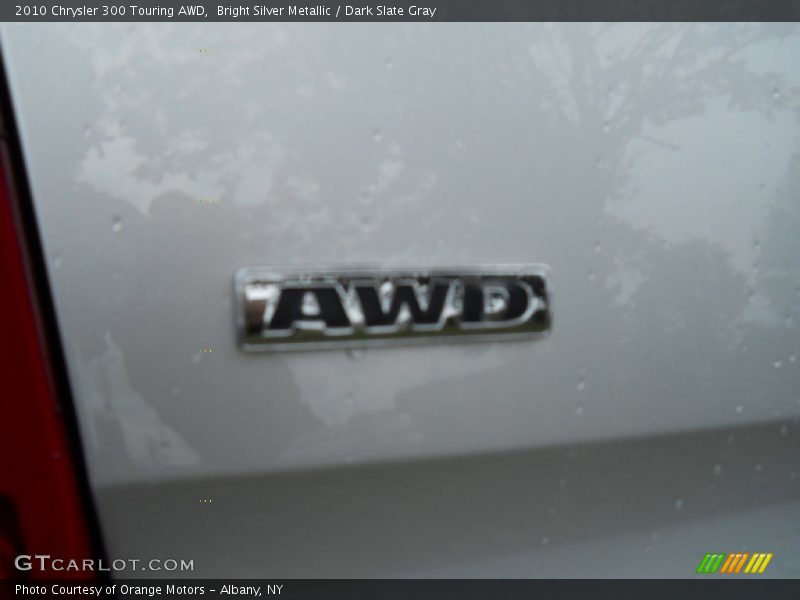 Bright Silver Metallic / Dark Slate Gray 2010 Chrysler 300 Touring AWD