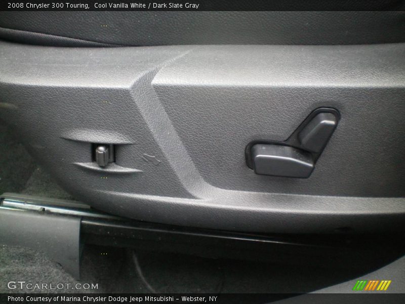 Cool Vanilla White / Dark Slate Gray 2008 Chrysler 300 Touring