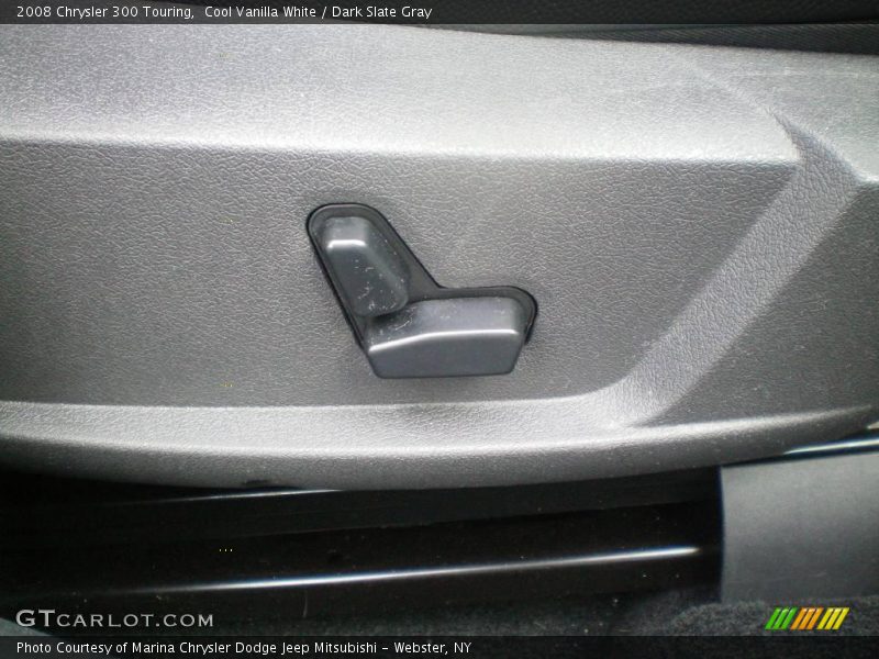 Cool Vanilla White / Dark Slate Gray 2008 Chrysler 300 Touring