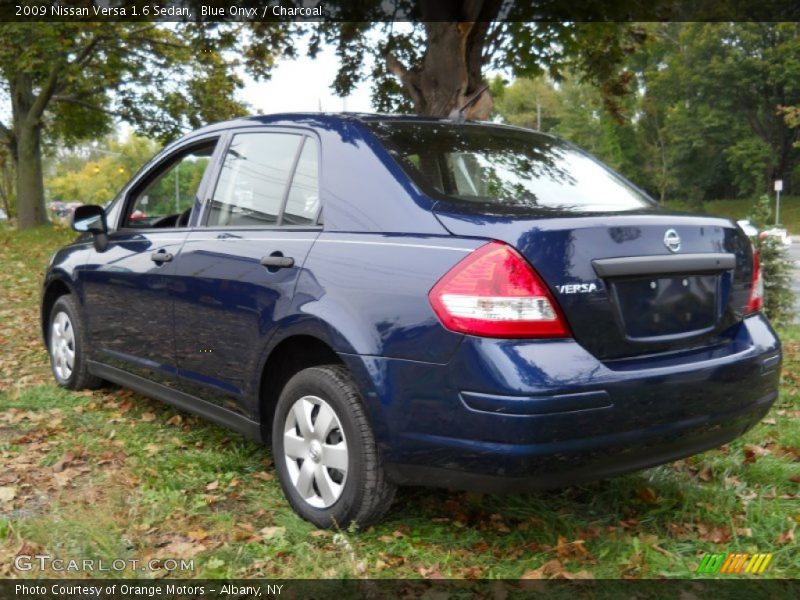 Blue Onyx / Charcoal 2009 Nissan Versa 1.6 Sedan