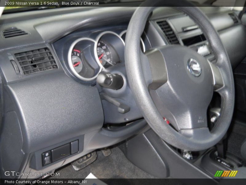 Blue Onyx / Charcoal 2009 Nissan Versa 1.6 Sedan