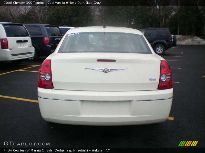 Cool Vanilla White / Dark Slate Gray 2008 Chrysler 300 Touring