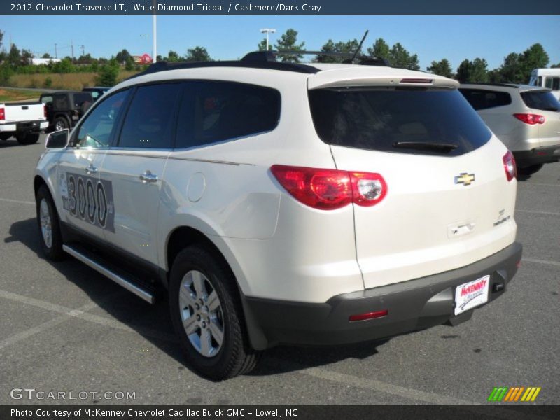 White Diamond Tricoat / Cashmere/Dark Gray 2012 Chevrolet Traverse LT