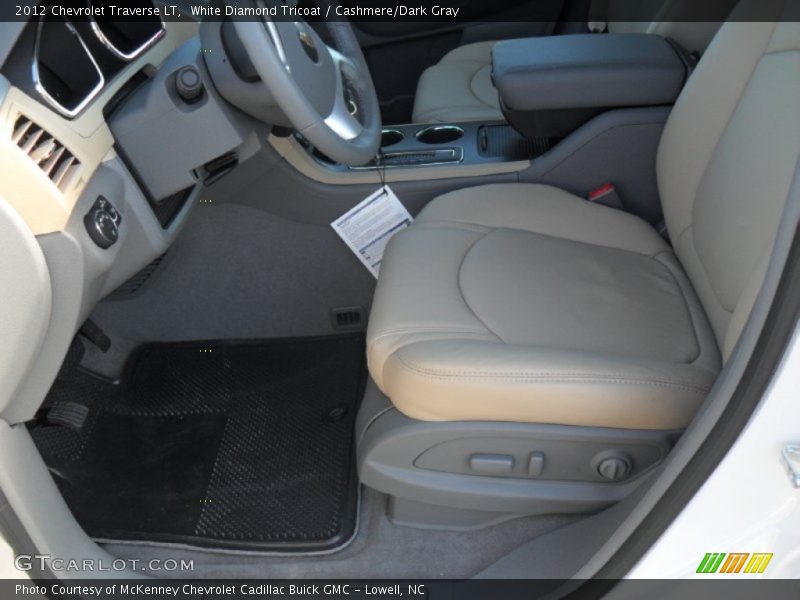 White Diamond Tricoat / Cashmere/Dark Gray 2012 Chevrolet Traverse LT