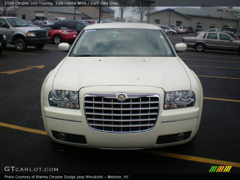 Cool Vanilla White / Dark Slate Gray 2008 Chrysler 300 Touring