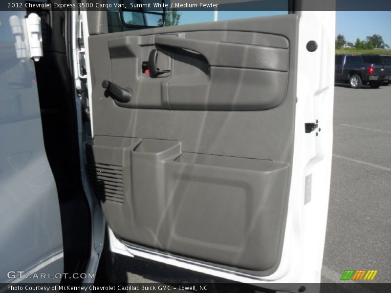 Summit White / Medium Pewter 2012 Chevrolet Express 3500 Cargo Van