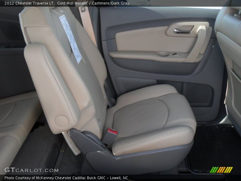  2012 Traverse LT Cashmere/Dark Gray Interior