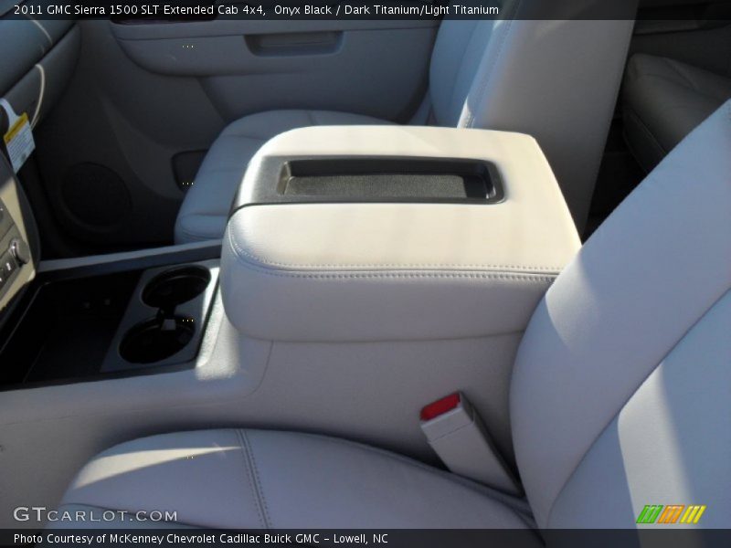Onyx Black / Dark Titanium/Light Titanium 2011 GMC Sierra 1500 SLT Extended Cab 4x4