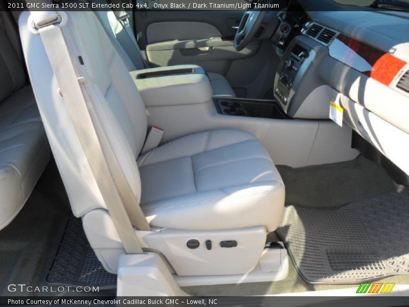 Onyx Black / Dark Titanium/Light Titanium 2011 GMC Sierra 1500 SLT Extended Cab 4x4