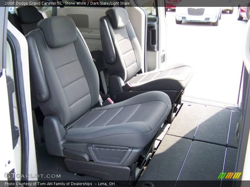 Stone White / Dark Slate/Light Shale 2008 Dodge Grand Caravan SE