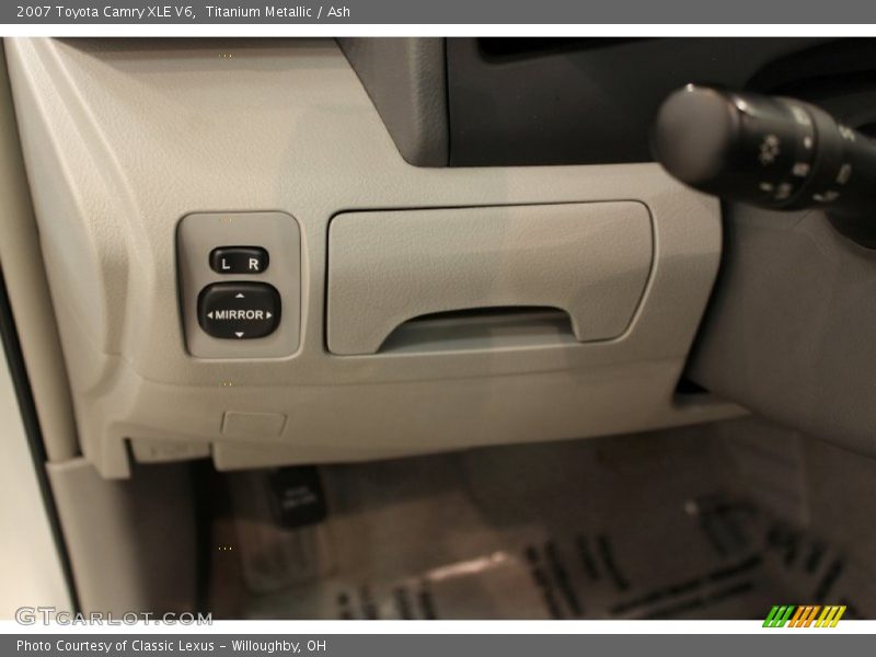 Titanium Metallic / Ash 2007 Toyota Camry XLE V6