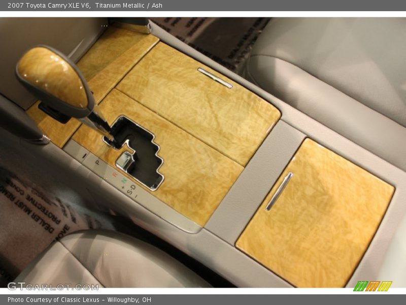 Titanium Metallic / Ash 2007 Toyota Camry XLE V6