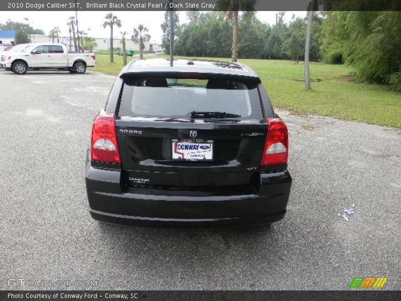 Brilliant Black Crystal Pearl / Dark Slate Gray 2010 Dodge Caliber SXT