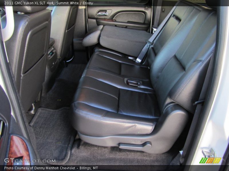 Summit White / Ebony 2011 GMC Yukon XL SLT 4x4