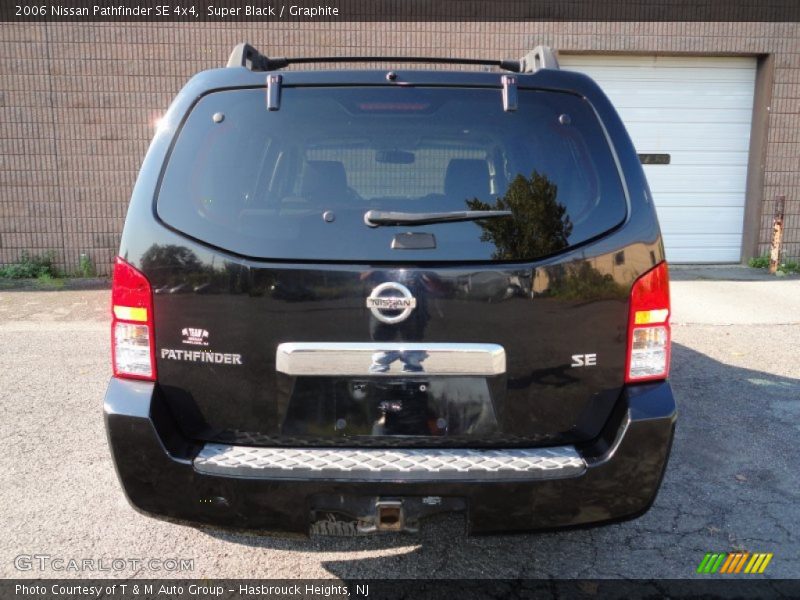 Super Black / Graphite 2006 Nissan Pathfinder SE 4x4