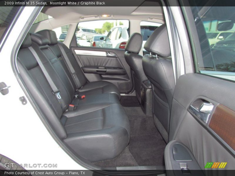 Moonlight White / Graphite Black 2009 Infiniti M 35 Sedan