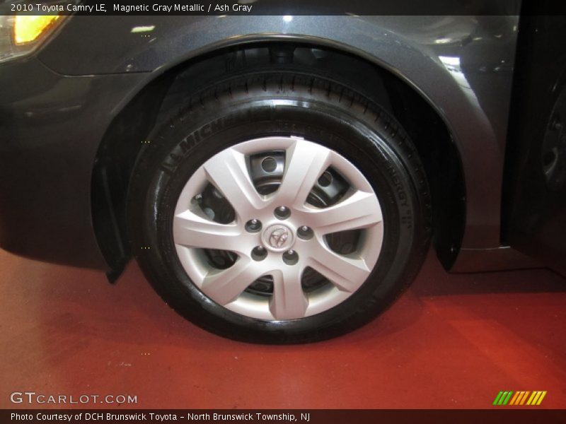 Magnetic Gray Metallic / Ash Gray 2010 Toyota Camry LE