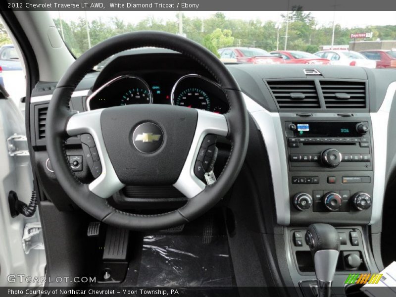 Dashboard of 2012 Traverse LT AWD
