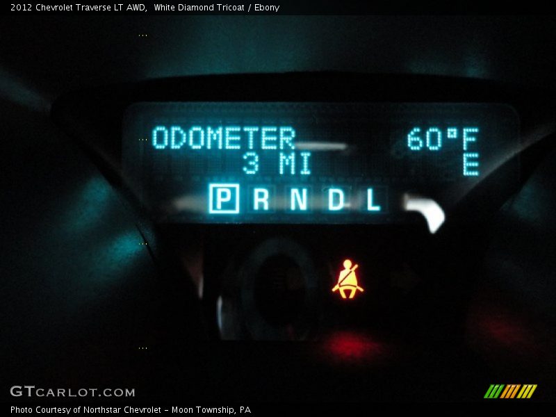White Diamond Tricoat / Ebony 2012 Chevrolet Traverse LT AWD
