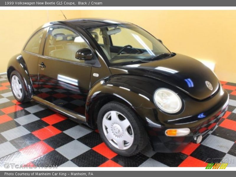 Black / Cream 1999 Volkswagen New Beetle GLS Coupe