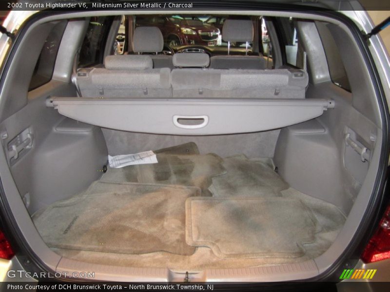 Millennium Silver Metallic / Charcoal 2002 Toyota Highlander V6