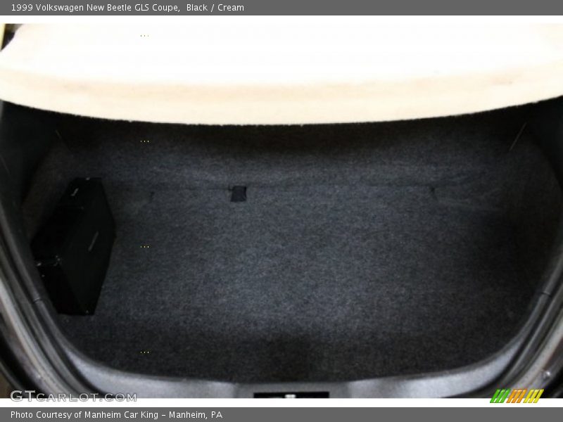 Black / Cream 1999 Volkswagen New Beetle GLS Coupe