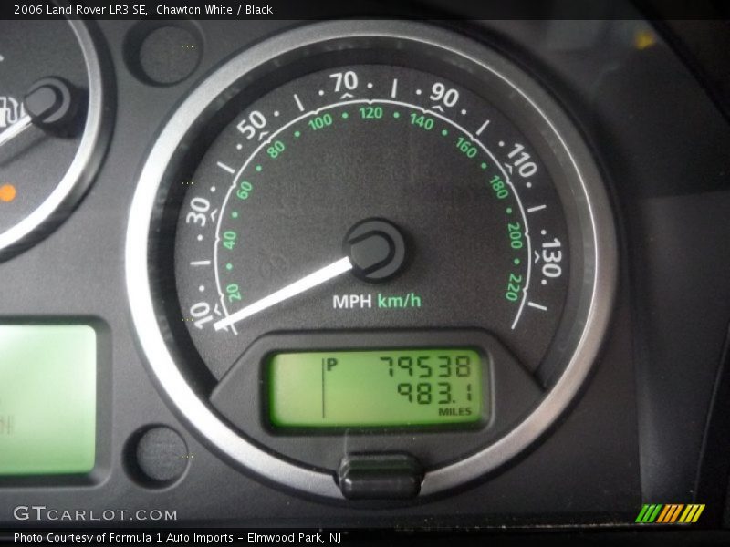 Chawton White / Black 2006 Land Rover LR3 SE