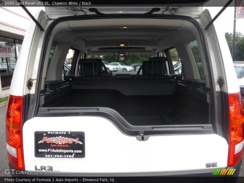 Chawton White / Black 2006 Land Rover LR3 SE