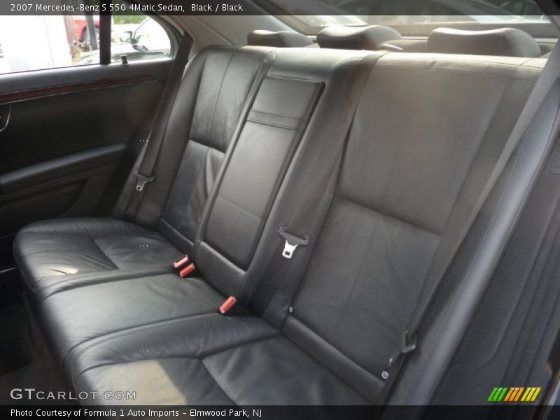 Black / Black 2007 Mercedes-Benz S 550 4Matic Sedan