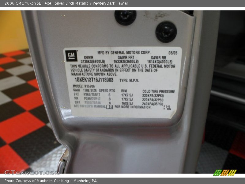 Silver Birch Metallic / Pewter/Dark Pewter 2006 GMC Yukon SLT 4x4