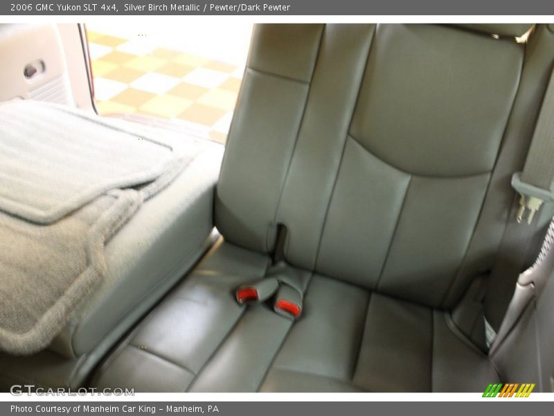 Silver Birch Metallic / Pewter/Dark Pewter 2006 GMC Yukon SLT 4x4