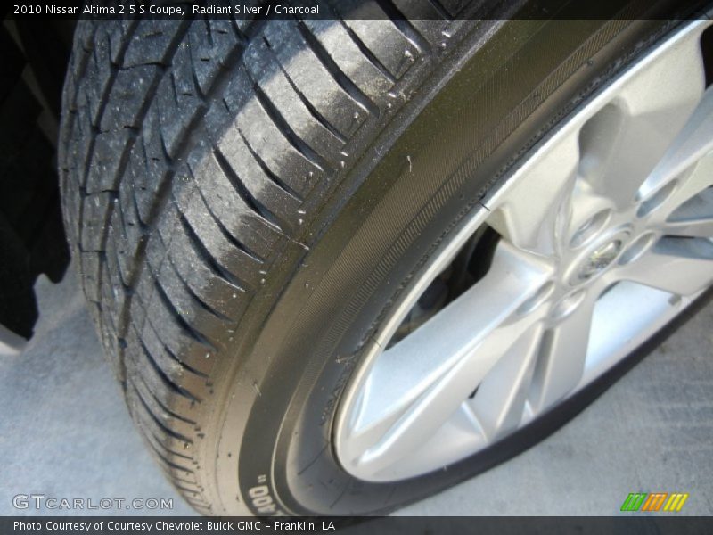 Radiant Silver / Charcoal 2010 Nissan Altima 2.5 S Coupe
