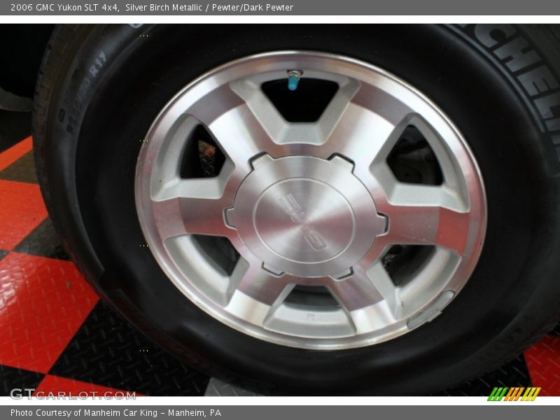 Silver Birch Metallic / Pewter/Dark Pewter 2006 GMC Yukon SLT 4x4