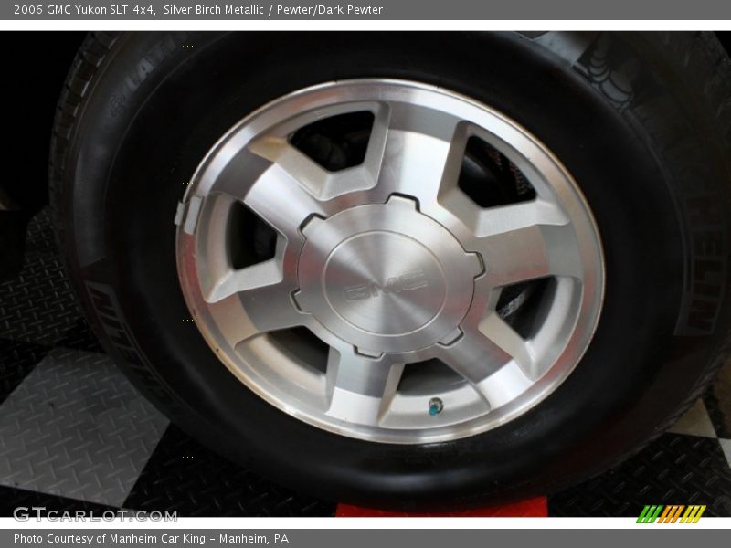Silver Birch Metallic / Pewter/Dark Pewter 2006 GMC Yukon SLT 4x4