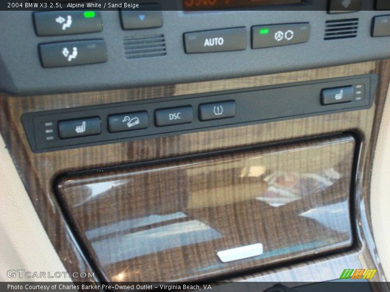 Alpine White / Sand Beige 2004 BMW X3 2.5i