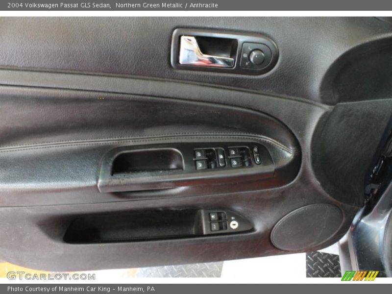 Northern Green Metallic / Anthracite 2004 Volkswagen Passat GLS Sedan