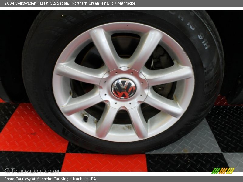 Northern Green Metallic / Anthracite 2004 Volkswagen Passat GLS Sedan