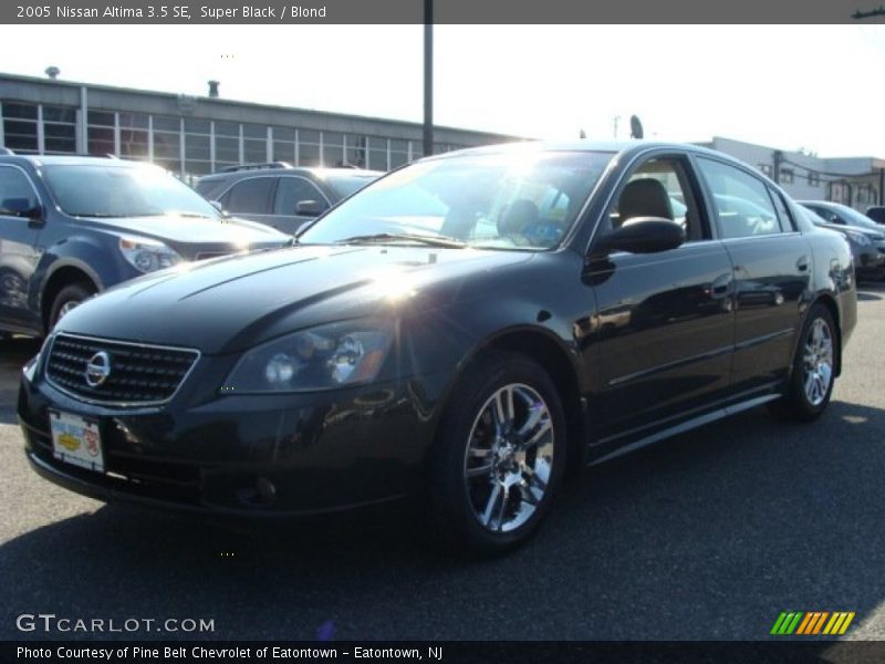 Super Black / Blond 2005 Nissan Altima 3.5 SE