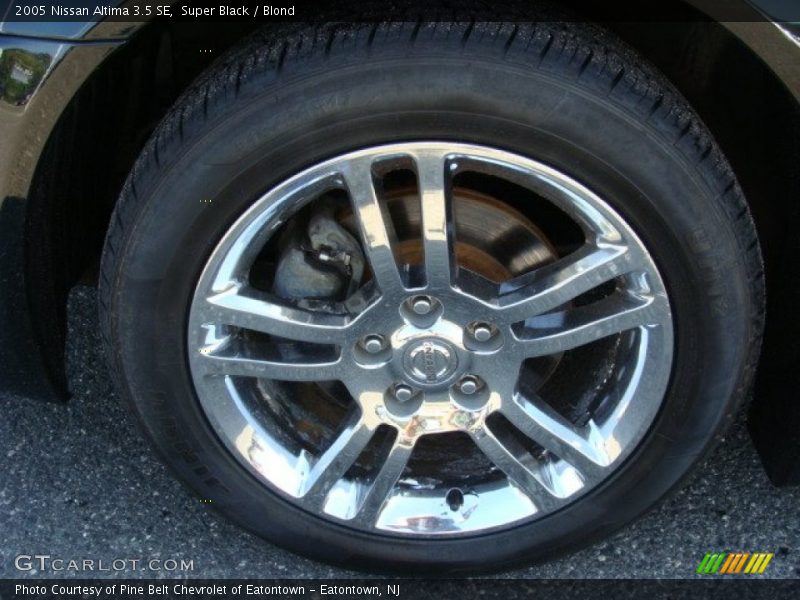 Super Black / Blond 2005 Nissan Altima 3.5 SE