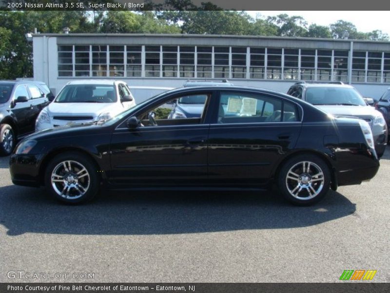 Super Black / Blond 2005 Nissan Altima 3.5 SE