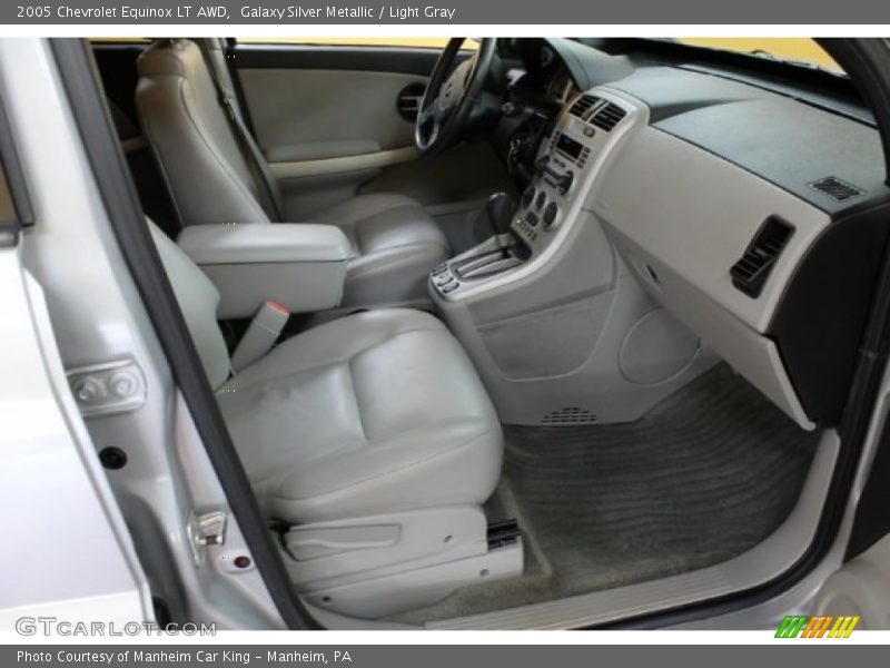 Galaxy Silver Metallic / Light Gray 2005 Chevrolet Equinox LT AWD