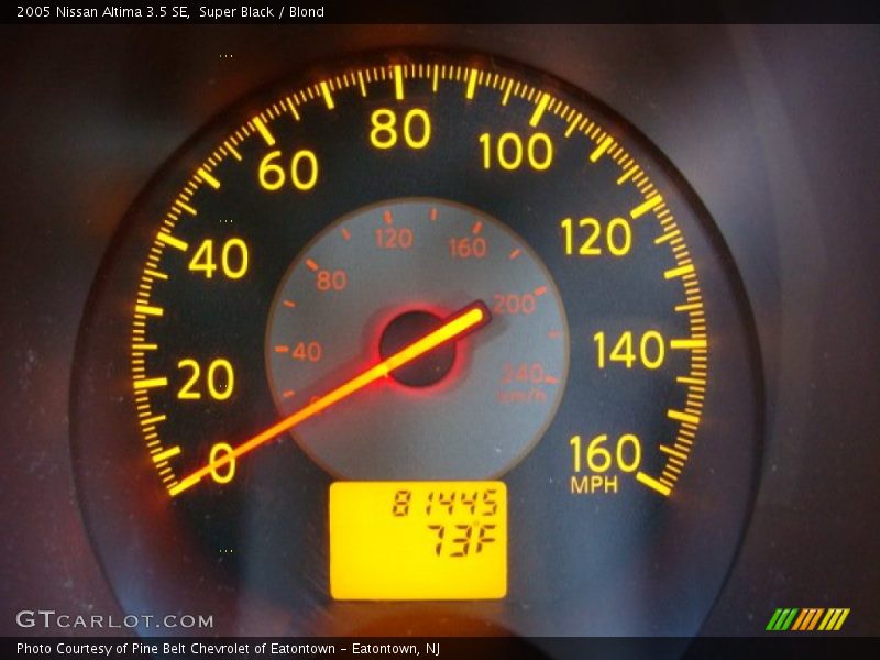 Super Black / Blond 2005 Nissan Altima 3.5 SE